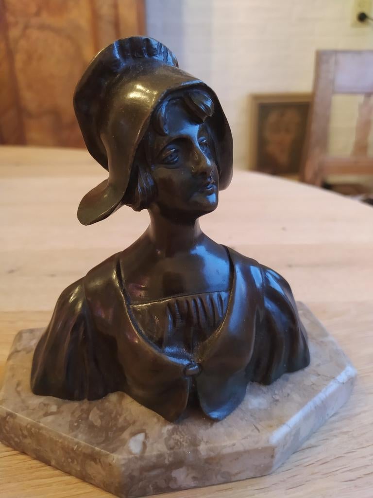 Bronzen buste van een jonge vrouw, Ophalen of Verzenden