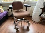 Bureaustoel: alles instelbaar en op 4 wielen, Ophalen, Gebruikt, Bruin