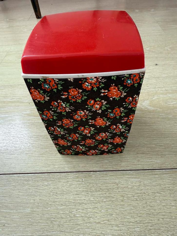 Vintage V&D voorraadbus met bloemenmotief, Verzamelen, Retro, Huis en Inrichting, Ophalen of Verzenden