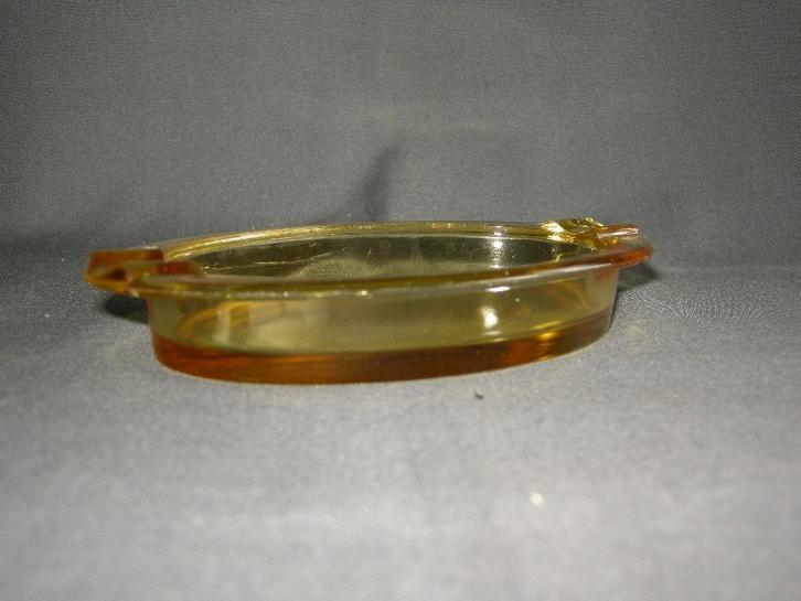 Diverse geel glazen / kristallen asbakken, Antiek en Kunst, Antiek | Glas en Kristal, Ophalen of Verzenden