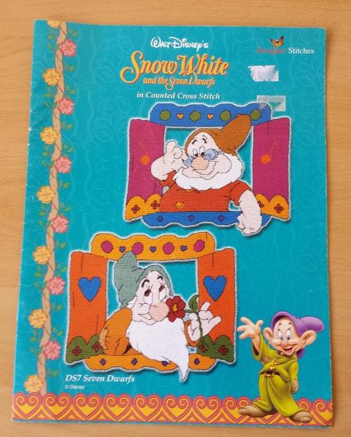 Walt Disney - 7 Dwergen Borduurpatroon - Engels, Hobby en Vrije tijd, Borduren en Borduurmachines, Gebruikt, Patroon, Handborduren
