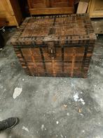 Antieke hutkoffer, ca. 1880  ( India ), Ophalen