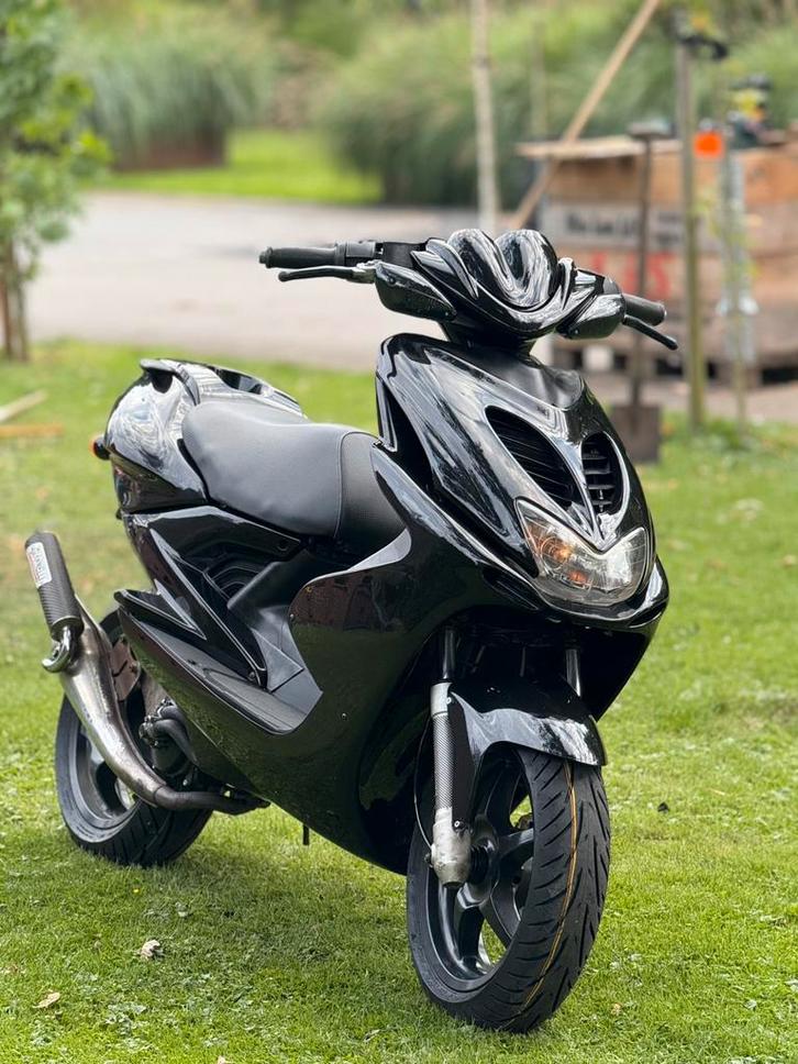 Yamaha Aerox 2007 70cc showroom staat, Fietsen en Brommers, Scooters | Yamaha, Zo goed als nieuw, Aerox, Tweetakt, Ophalen
