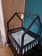 Zwarte baby box, Kinderen en Baby's, Boxen, Ophalen, Zo goed als nieuw