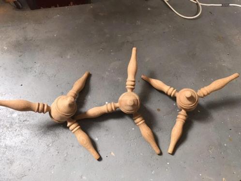 3 eiken gedraaide verbindingsstukken voor 3 tafelpoten, Huis en Inrichting, Tafelonderdelen, Nieuw, Tafelpoot, Minder dan 50 cm