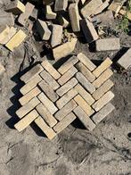 oud gebakken dikformaten geel genuanceerd, Ophalen of Verzenden, Keramiek, Klinkers