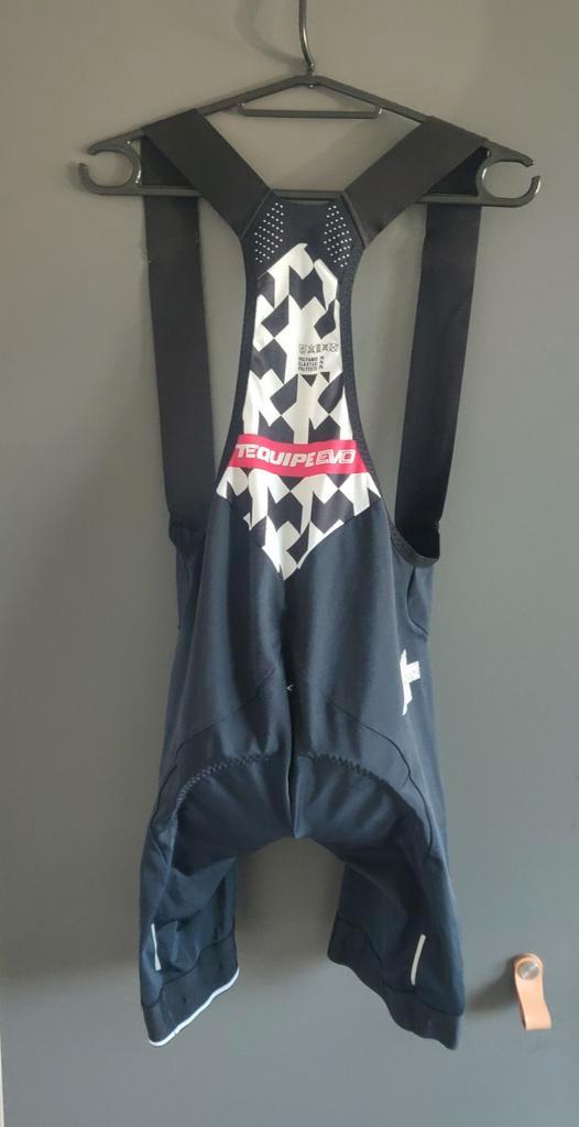 Assos T.Equipe EVO bib short Small, Fietsen en Brommers, Fietsaccessoires | Fietskleding, Zo goed als nieuw, Bovenkleding, Ophalen of Verzenden