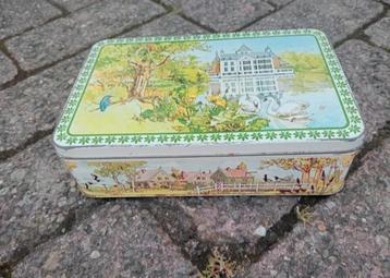 Vintage blik verkade  beschikbaar voor biedingen