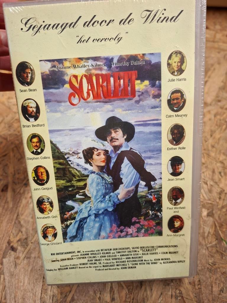 Nieuw in de plastic videobanden Scarlet Gejaagd door de wind, Cd's en Dvd's, Alle leeftijden, Ophalen of Verzenden, Nieuw in verpakking