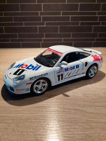 Bburago 1:18 Porsche 996 Turbo 1999 - in doos beschikbaar voor biedingen