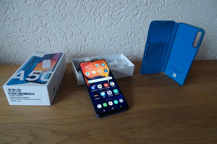 Samsung Galaxy A50 blauw, Telecommunicatie, Mobiele telefoons | Hoesjes en Frontjes | Samsung, Zo goed als nieuw, Hoesje of Tasje