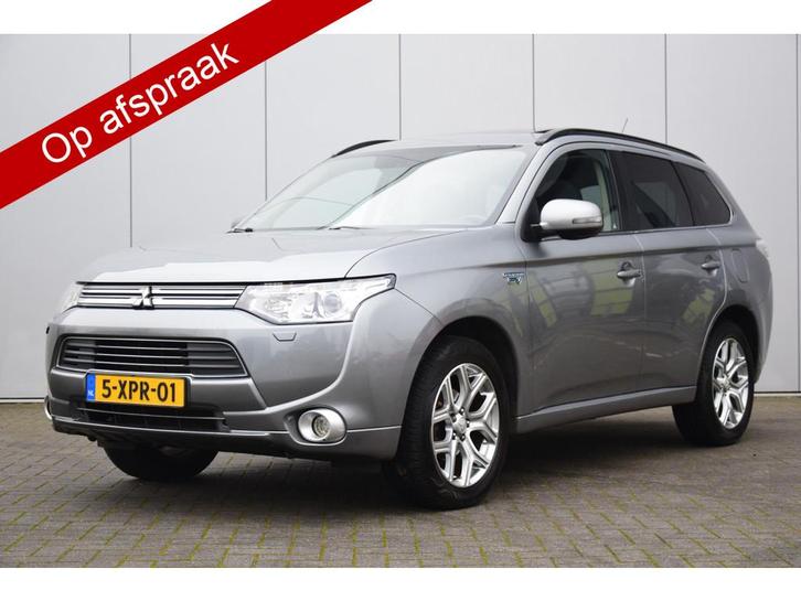 Mitsubishi Outlander 2.0 PHEV Instyle+ Leer Schuifdak, Auto's, Mitsubishi, Bedrijf, Te koop, Outlander, 4x4, ABS, Achteruitrijcamera