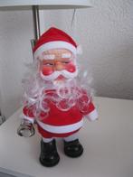 Kerstman loopt op batterijen vintage 26 cm groot, Diversen, Kerst, Ophalen of Verzenden, Zo goed als nieuw