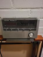 Vintage Wekkerradio Realistic, Gebruikt, Ophalen