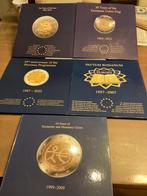 5 mooie mappen, speciale uitgave 2 euromunten, Ophalen of Verzenden, Munten, Buitenland