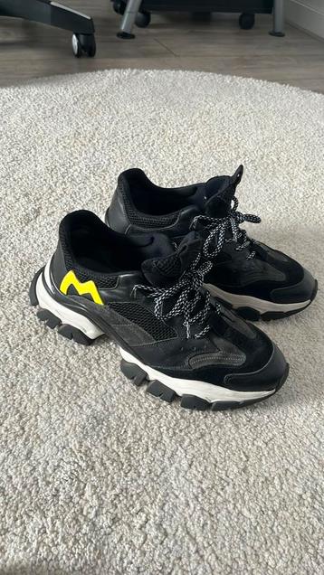 Moncler sneakers heren 100% origineel beschikbaar voor biedingen