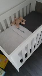 Ledikant met commode, Ophalen, Gebruikt, Jongetje of Meisje