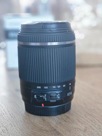 Lens Tamron ef 18-200mm beschikbaar voor biedingen