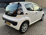 Citroen C1 1.0-12V Séduction 5DEURS/PARROT/AUX/NAP, Voorwielaandrijving, Stof, Gebruikt, Zwart