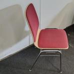 Brunner Houten Stapelbare Koppelbare Vierpootstoel Paars Chr, Huis en Inrichting, Stoelen, Gebruikt, Bruin, Metaal, Ophalen of Verzenden