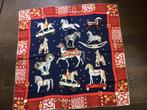 Zijden shawl - Longchamp Paris, Ophalen of Verzenden, Zo goed als nieuw, Sjaal
