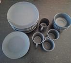 Ikea zwart servies, Huis en Inrichting, Keuken | Servies, Ophalen, Gebruikt, Effen, Bord(en)
