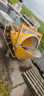 Betonkuben 750 liter, Ophalen, Gebruikt