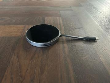 7-in-1 usb hub beschikbaar voor biedingen
