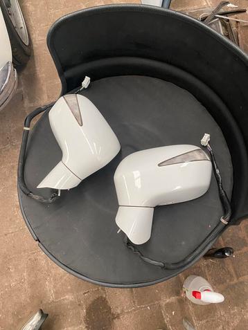 Honda Civic hybrid (2006-2011 FD) spiegels  beschikbaar voor biedingen