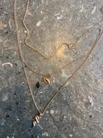 Gouden 3-laags ketting met bedels, Ophalen of Verzenden, Gebruikt, Goud, Met hanger