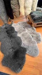 Dubbele schapenvachten Camper Stoelhoezen, Gebruikt, Etten-Leur, DJT@dejuistetoon.eu, Ophalen of Verzenden