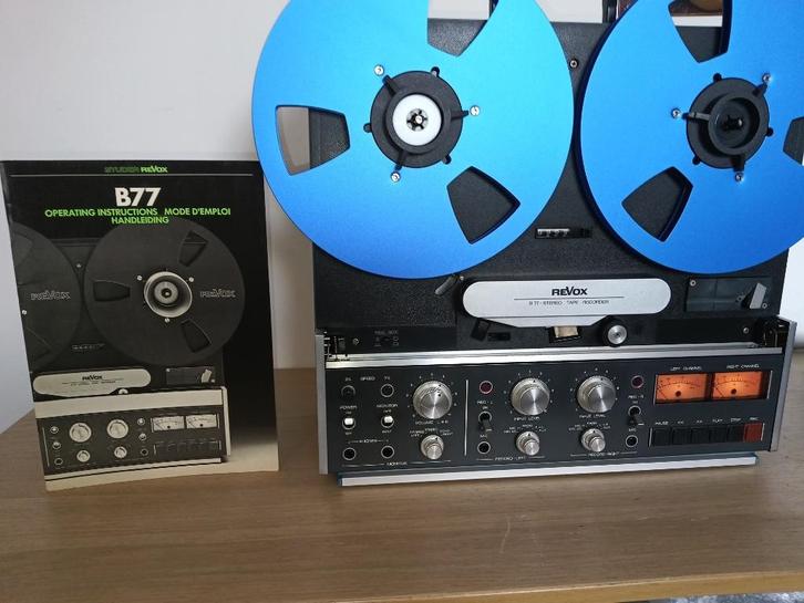 REVOX B77 - 4 track/sporen.  ZIE OMSCHRIJVING. - NU € 950,--, Audio, Tv en Foto, Bandrecorders, Bandrecorder, Met stofkap, Met banden