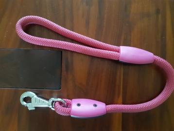 Hondenriem nieuw kort zeer stevig 60 cm beschikbaar voor biedingen