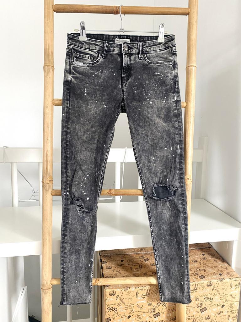 Zara Dames Jeans - Zwart/Grijs - Maat W28-W29, Ophalen of Verzenden, Gedragen, Zwart, W28 - W29 (confectie 36)