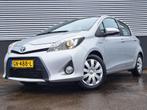 Toyota Yaris 1.5 Full Hybrid Aspiration Achteruitrijcamera,, Auto's, 47 €/maand, Te koop, Zilver of Grijs, Geïmporteerd