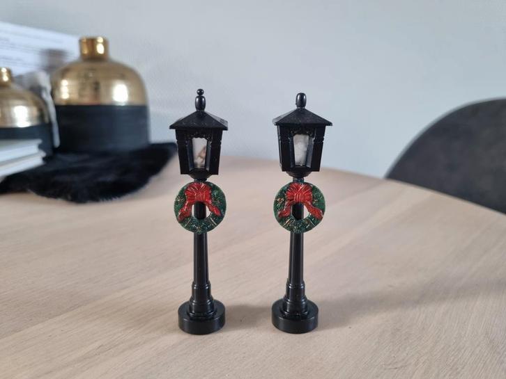 2 kerstdorp lantaarns met schakelaar, Diversen, Kerst, Zo goed als nieuw, Ophalen of Verzenden