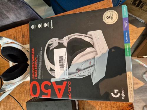 Logitech x Astro headset, Computers en Software, Headsets, Zo goed als nieuw, Over-ear, Draadloos, Gaming headset, Ophalen of Verzenden