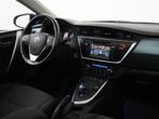 Toyota Auris Touring Sports 1.8 Hybrid Lease | Panoramadak |, Wit, Origineel Nederlands, Hybride Elektrisch/Benzine, 1798 cc