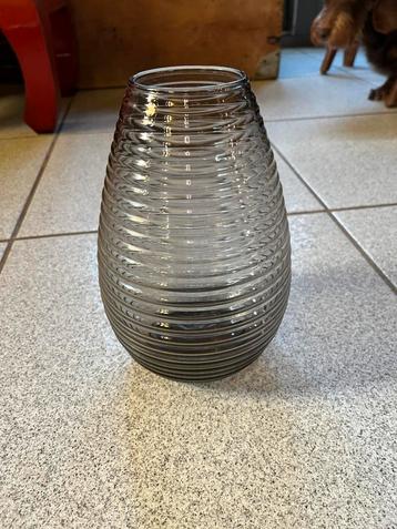 Andries Copier rookglas ribbelvaas, Leerdam. beschikbaar voor biedingen