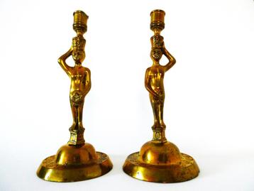 2 Unieke figuur kandelaars in vorm van Adam met vijgenblad beschikbaar voor biedingen