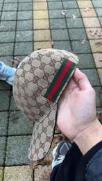 Orginele Gucci pet maat s, Ophalen