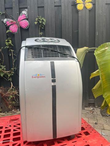 Airco - verplaatsbaar op wieltjes beschikbaar voor biedingen