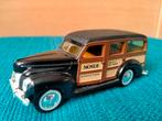 ERTL Ford Woody Station Wagon 1940, Hobby en Vrije tijd, Ophalen of Verzenden, Zo goed als nieuw, Auto, Overige merken