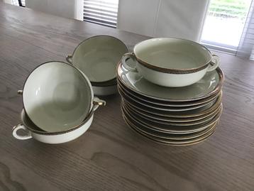 Arzberg Bavaria met gouden rand 5 theekopjes met 11 schotel beschikbaar voor biedingen