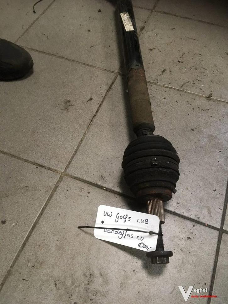 VW golf 5 1.4 aandrijfas  Rechtsvoor, Auto-onderdelen, Transmissie en Toebehoren, Gebruikt, Ophalen of Verzenden