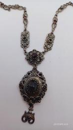 Zilveren vintage Oostenrijks collier 835 met granaat, Sieraden, Tassen en Uiterlijk, Antieke sieraden, Ophalen of Verzenden, Zilver