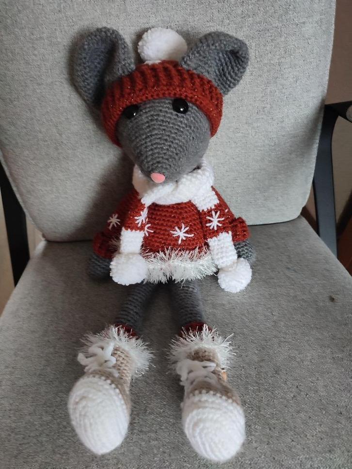 Nieuwe gehaakte knuffel "Fiebie de muis ", Hobby en Vrije tijd, Breien en Haken, Nieuw, Haken, Overige typen, Ophalen of Verzenden