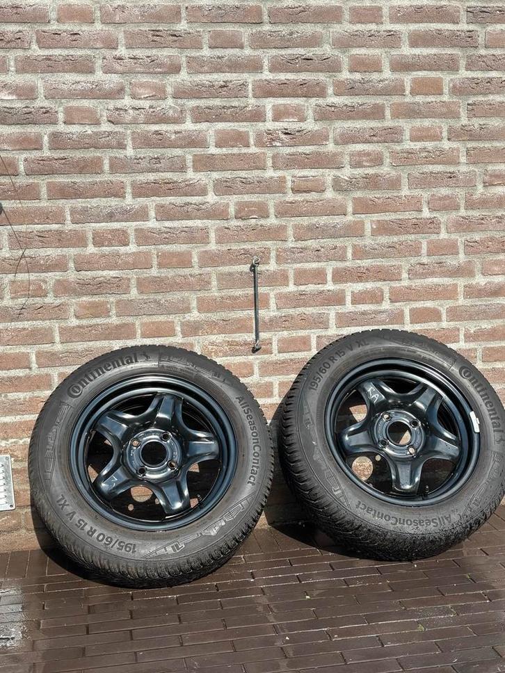 2x nette Ford stalen velgen met Continental 195/60R15 banden, Auto-onderdelen, Banden en Velgen, Velg(en), All Season, 15 inch