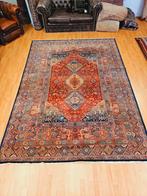 Perzisch Tapijt. Prachtige kleuren en patronen! 235 x 320!, Huis en Inrichting, Stoffering | Tapijten en Kleden, Perzisch, 200 cm of meer