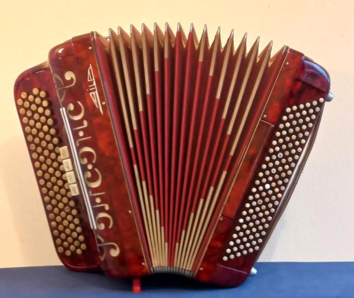 SILA KNOPACCORDEON, B-GRIFF, 120 BAS, 4 Korig, Muziek en Instrumenten, Accordeons, Gebruikt, 120-bas, Overige merken, Met koffer